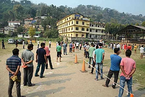 'They Pelted Stones To Attack': Police Fire In Air In Assam To Enforce Lockdown At Market