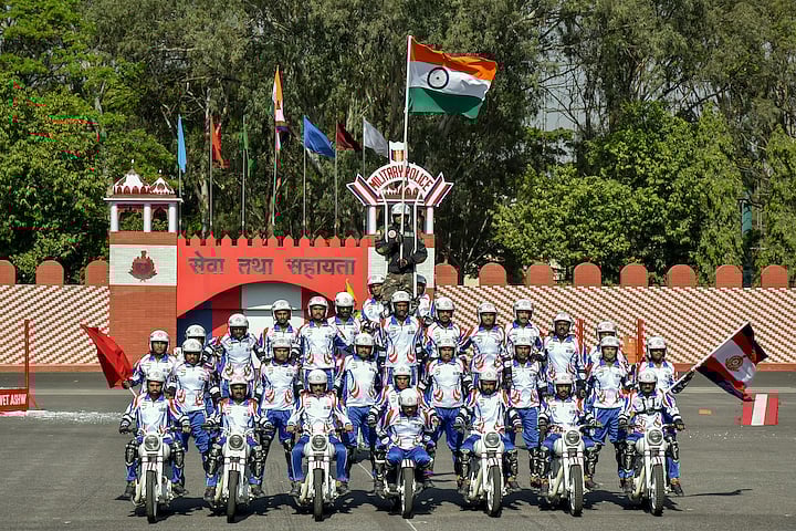 The Knights on White Horse