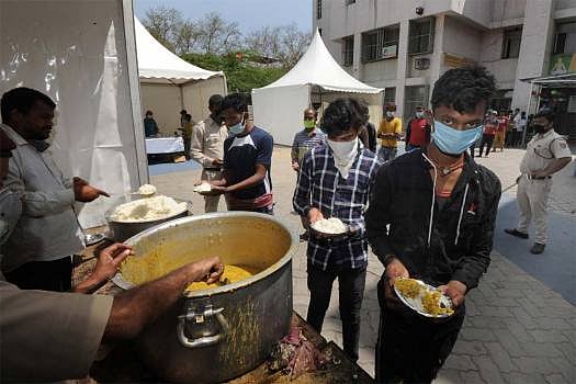 Surplus Rice For Hand Sanitizers, Says Centre Amid Migrants' Hunger Crisis