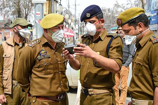 JK Police Chief Says Pakistani Militants Infected With Coronavirus