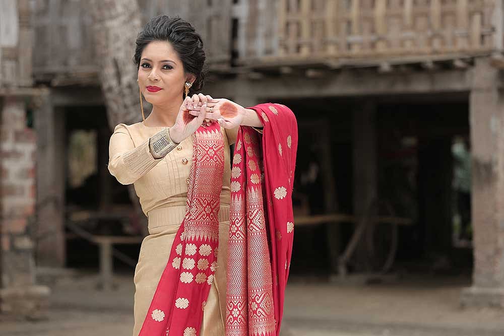 Roi Roi Roti…Abhishruti!