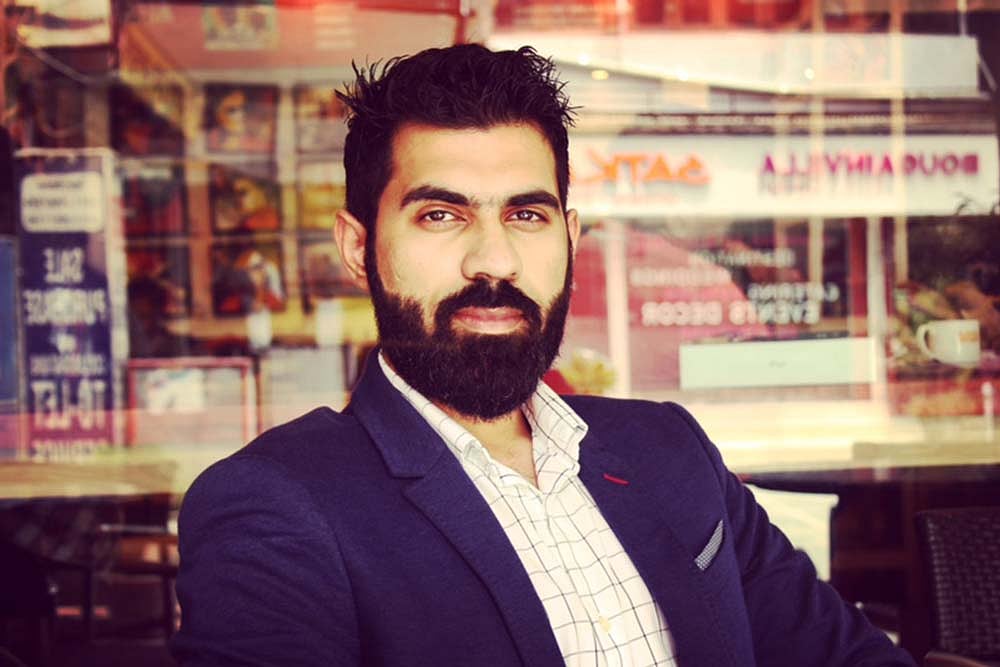 COVID-19 Good Samaritans: How A Brand Specialist 'Sells' Time To Raise Funds For Corona Treatment