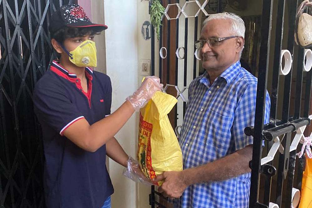 COVID-19 Good Samaritans: School Boy Arnav Rathore Is A Blessing For Needy Senior Citizens