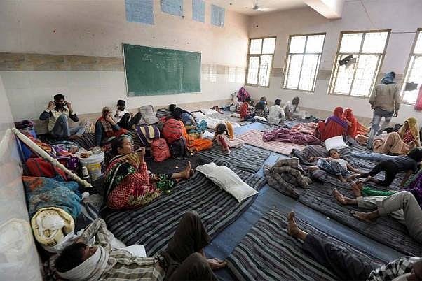 Coronavirus Lockdown: Migrant Workers Run Away From Quarantine Shelters In UP