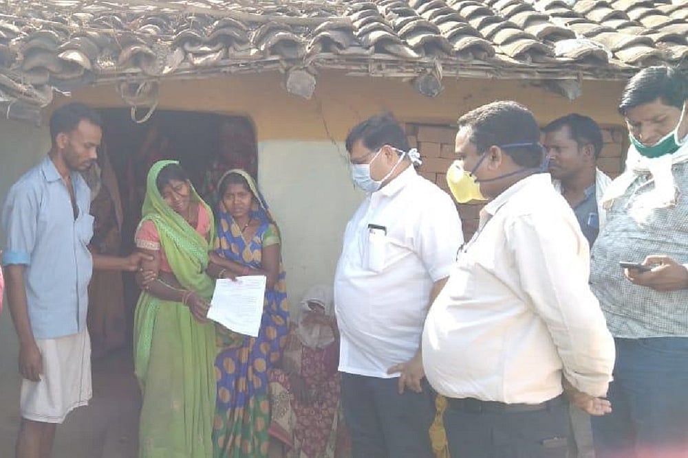 'In Great Distress, Stuck Without Food Or Water': Last Words Of Migrant Killed In Aurangabad Train Tragedy