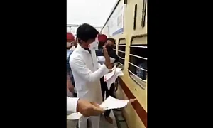 'Congress, Sonia <em>Ji</em> Paid For Your Tickets': Punjab MLA Tells Migrants In Train