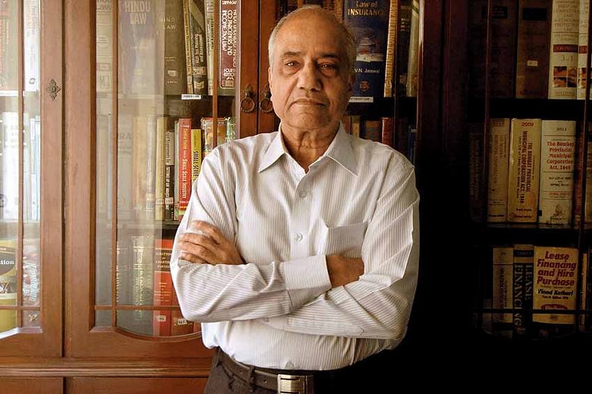 Utterly Illegal: Justice B N Srikrishna On Centre Making Use Of Aarogya Setu Mandatory