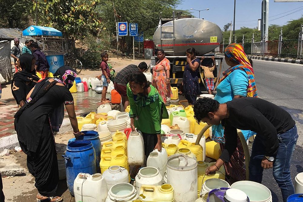 Bengaluru Water Shortage People Queue For Drinking Water; Some Areas