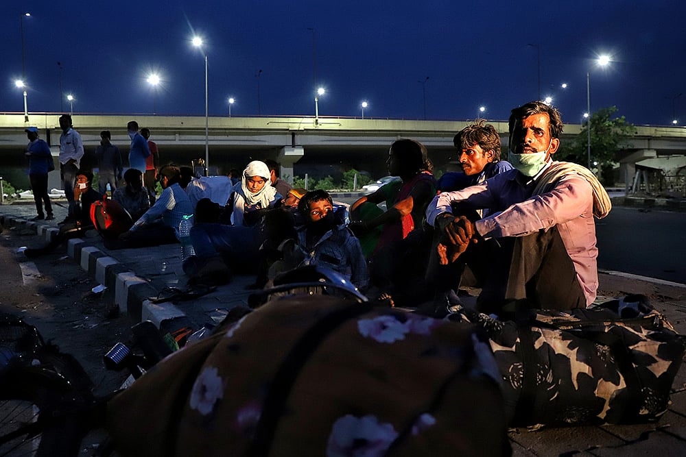 'How Can We Stop Them From Walking? Let States Decide': SC On Migrant Workers Trudging On Roads