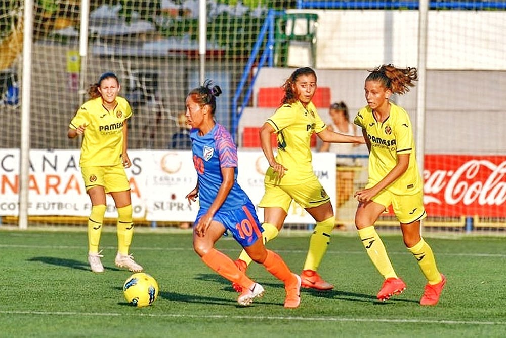 Ngangom Bala Devi Is An Inspiration To All Women Footballers: Praful Patel - null