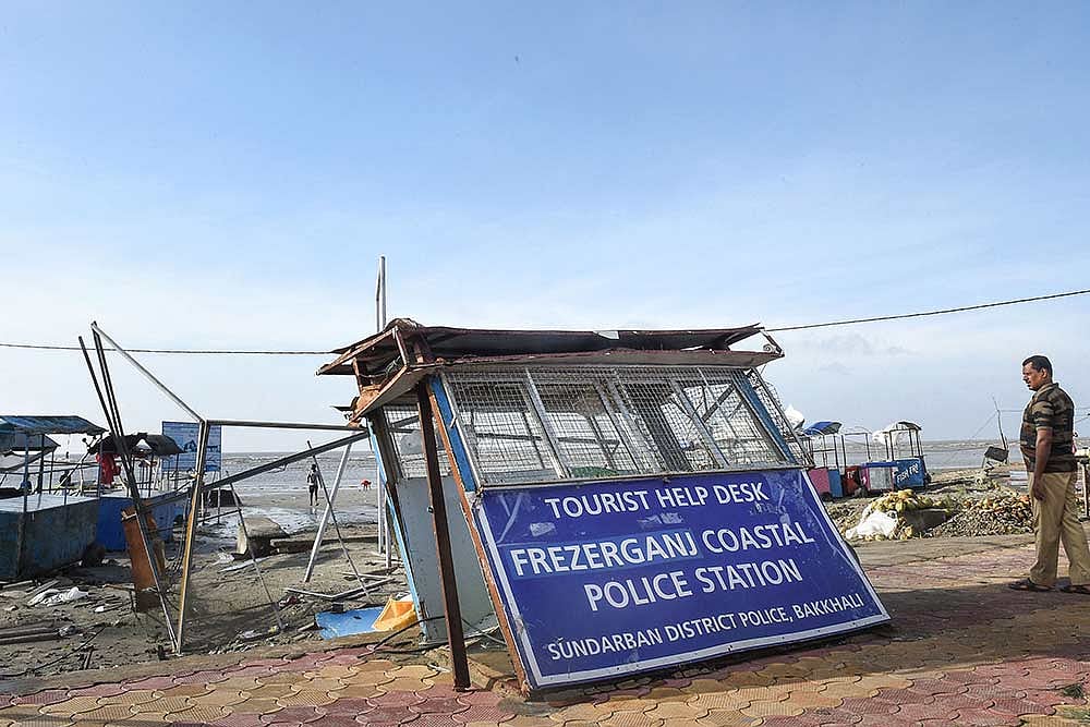 Cyclonic Storm Brewing In Bay Of Bengal; Odisha Asks Centre To Temporarily Suspend Shramik Trains