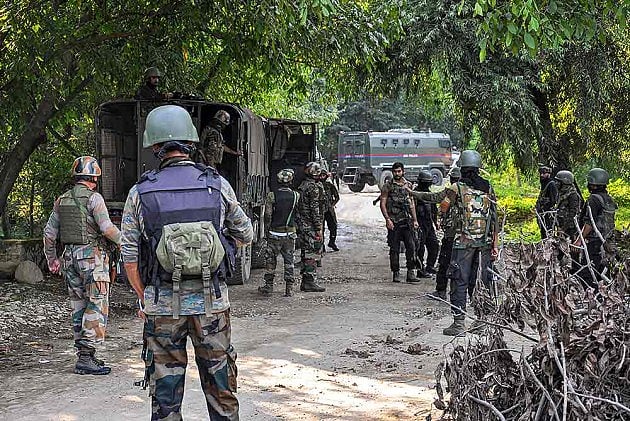 Policeman Killed, Another Injured In Militant Attack In Kashmir's Pulwama