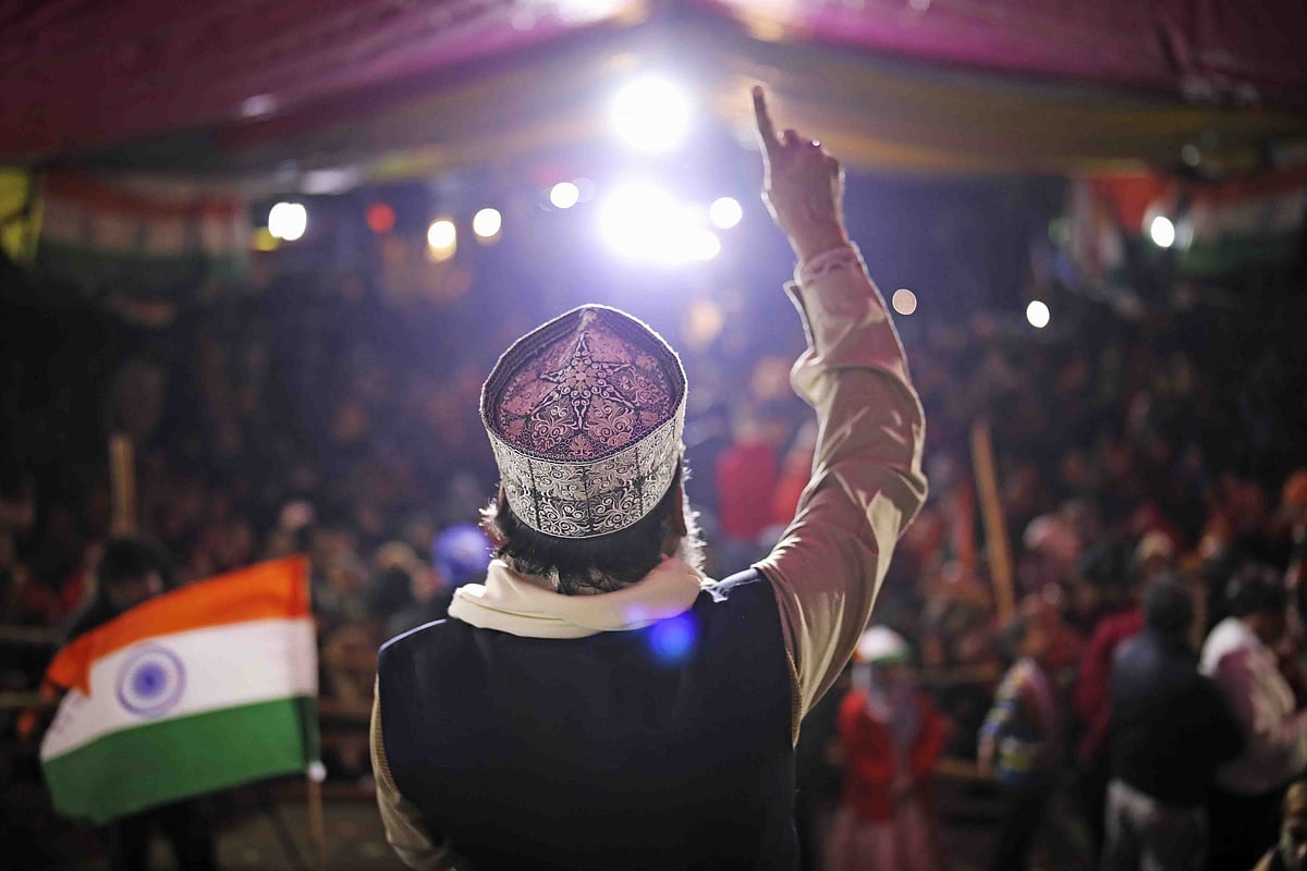 Unrequited Love: Expressing Muslim Sentiment Through Bollywood Songs