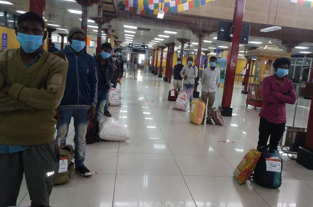 Jharkhand First State To Airlift 60 Stranded Migrant Labourers From Leh As CM Soren Steps In