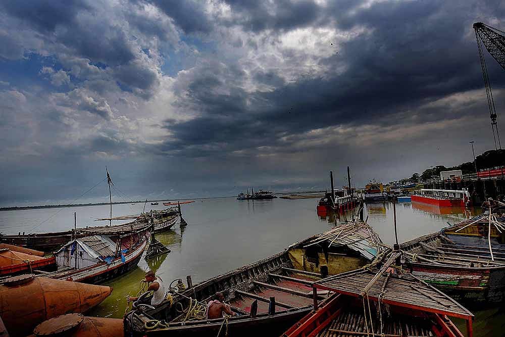 Balloting A Pandemic: Will Bihar Polls Set Trend For Hybrid Model Of e-Voting And Postal Votes?