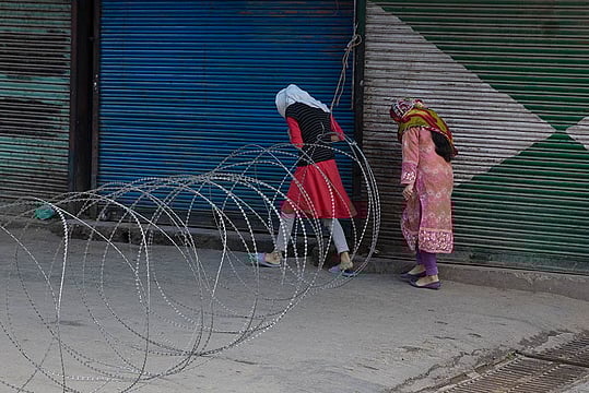 First J-K Domicile Certificate Goes To North Kashmir Girl Through E-application