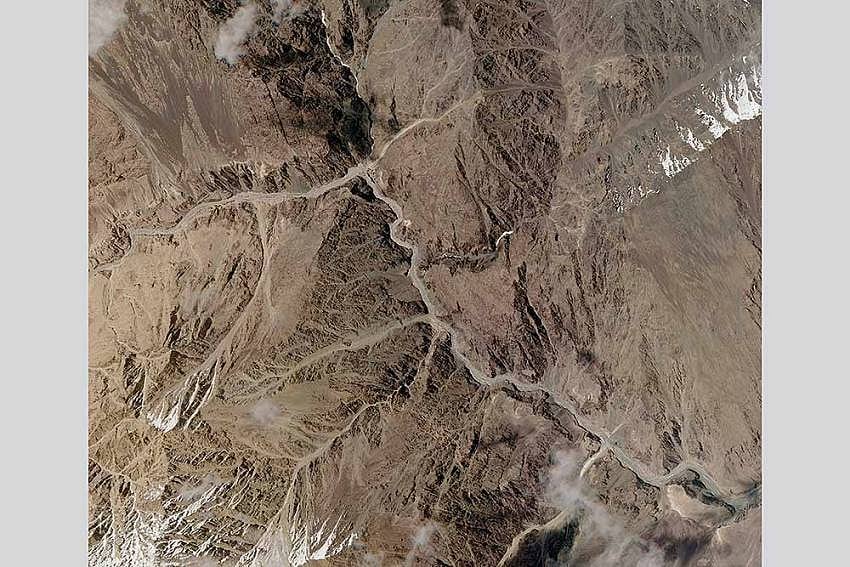 Galwan Valley: PLA Troops Return To Clash Site, Set Up Tents, Say Reports