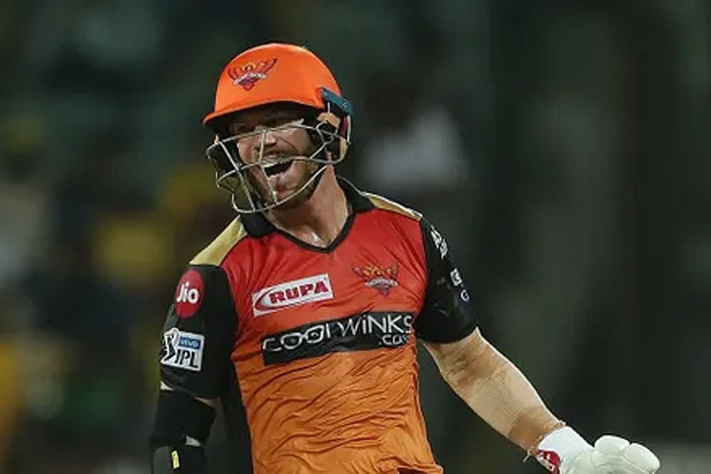 India Bans Chinese Apps, Aussie 'TikTok Star' David Warner Pays The Price - Read Fan Reactions