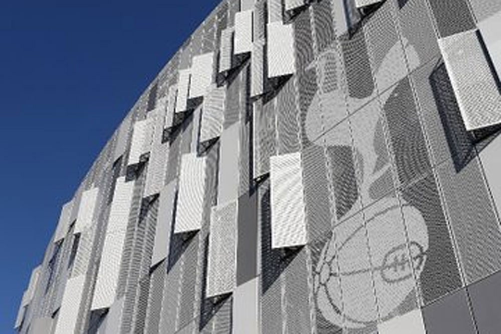 Tottenham Borrow 175 Million Pounds From Bank Of England