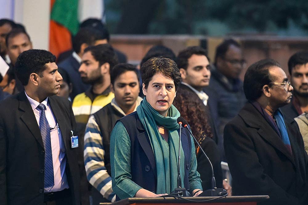 Union Minister Says Congress Leader Requested Lutyens Bungalow Extension, Priyanka Gandhi Says 'Fake News'