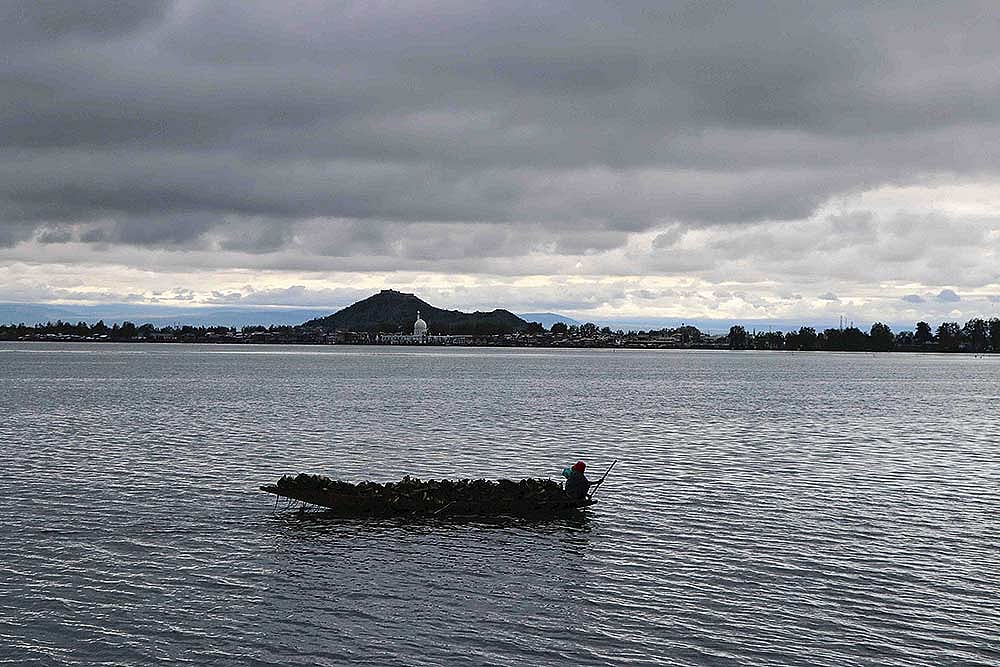 Opinion | Dissent Is A Kashmiri Carpet Woven Over A Century: Three Instances When The Murmur Became A Roar