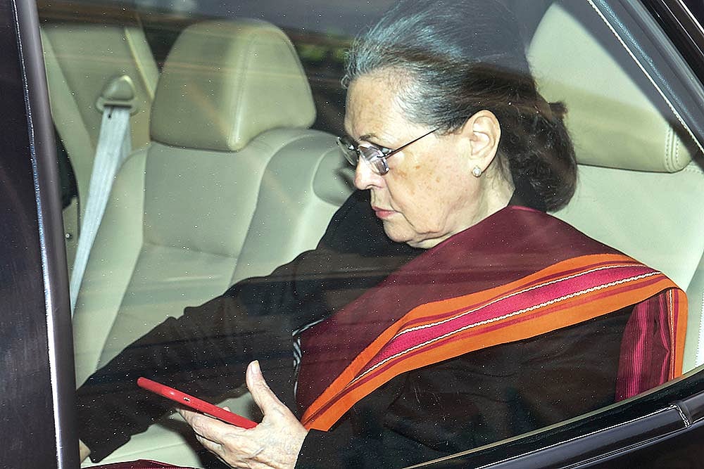 Sonia Gandhi Admitted To Sir Ganga Ram Hospital, To Undergo Routine Tests - null