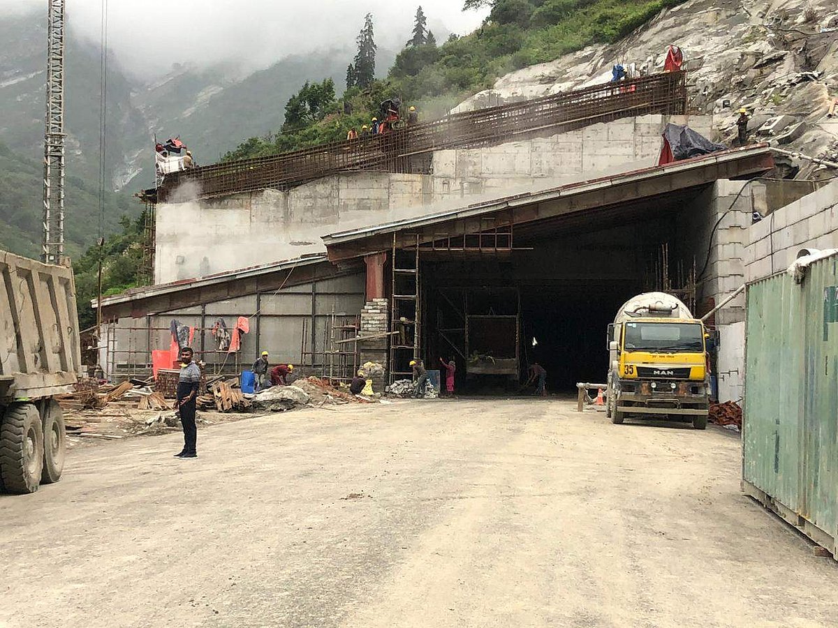 Himachal Police Looking At J-K's Jawahar Tunnel, London Tube Policing For Atal Rohtang Tunnel's Security