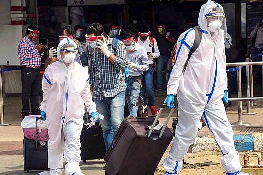 Centre’s New Guidelines For International Flyers: Read Do's And Don'ts