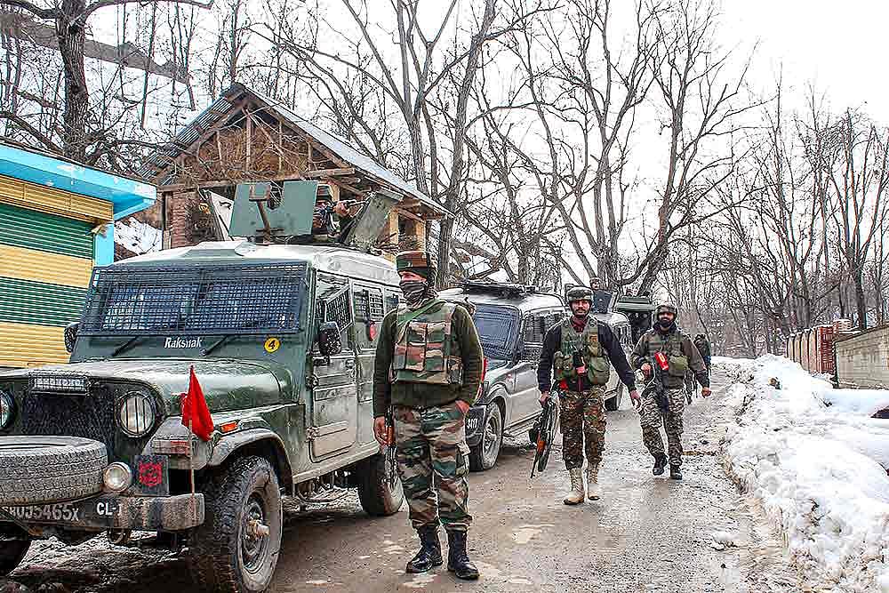 J-K: Encounter Breaks Out In Kulgam As Militants Fire On Security Forces