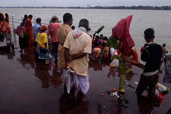 Old Is Gold: People In MP Village Gather At Riverbed To Dig Precious Coins