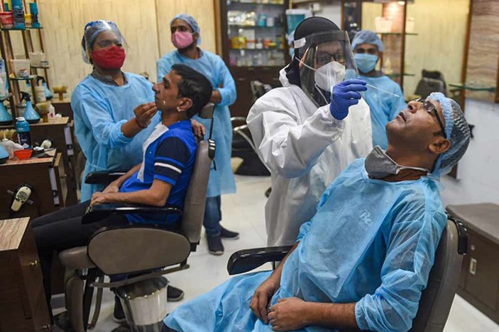 A Security Guard In MP, Trio Of Frontline Workers In Delhi-Here’s Who’ll Receive The 1st Dose Of Covid Vaccine Today