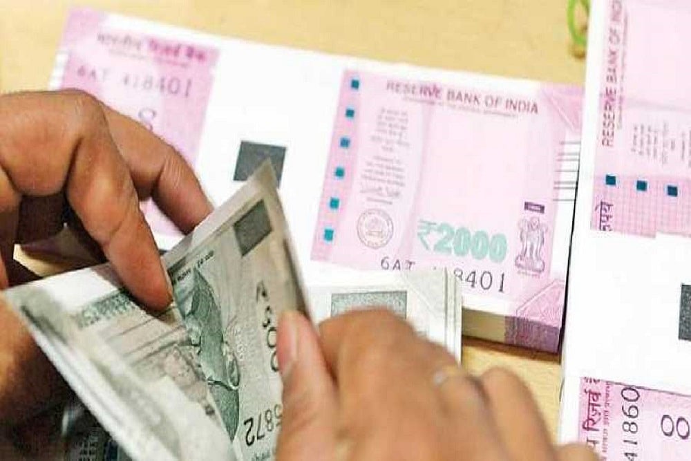 Rupee Gains For 2nd Straight Day; Settles 12 Paise Higher At 73.05 Against US Dollar