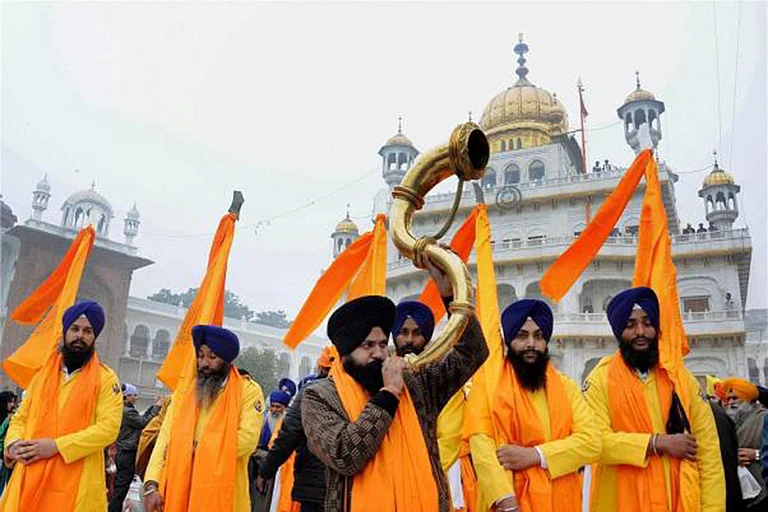 350th Parkash Purab Of Guru Gobind Singh: PM Modi Pays Tributes To Revered Sikh Saint - null