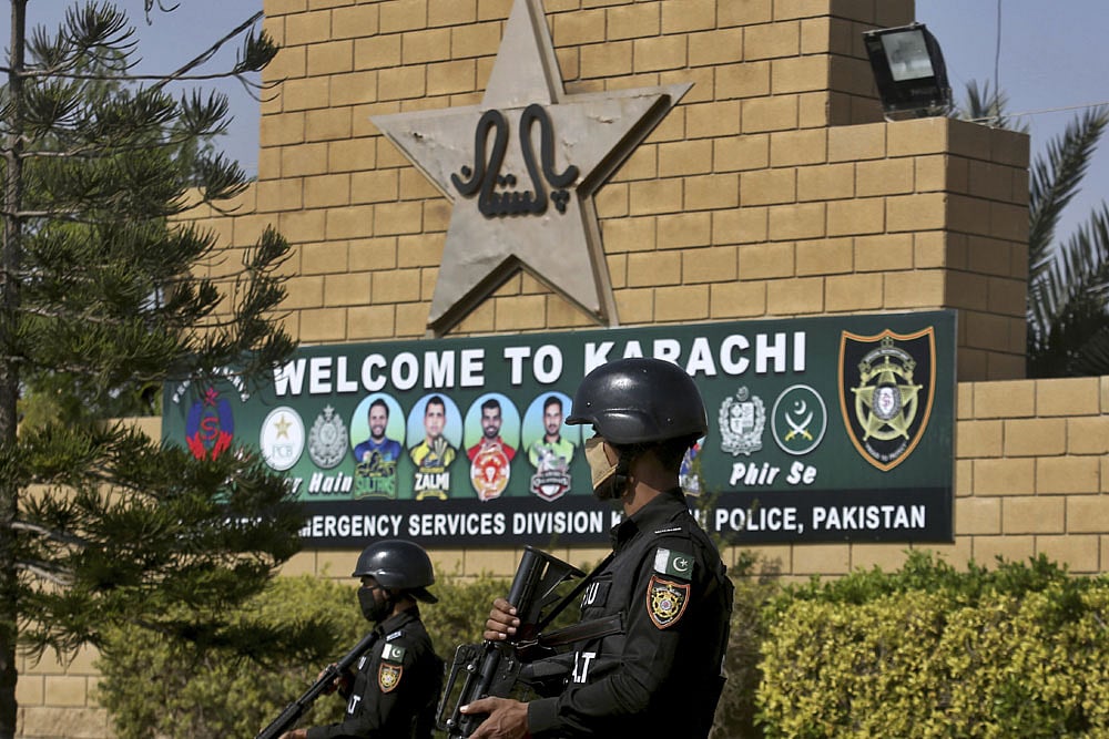 Pakistan Arrests 9 ISIS, Pakistani Taliban Terrorists In Punjab Province