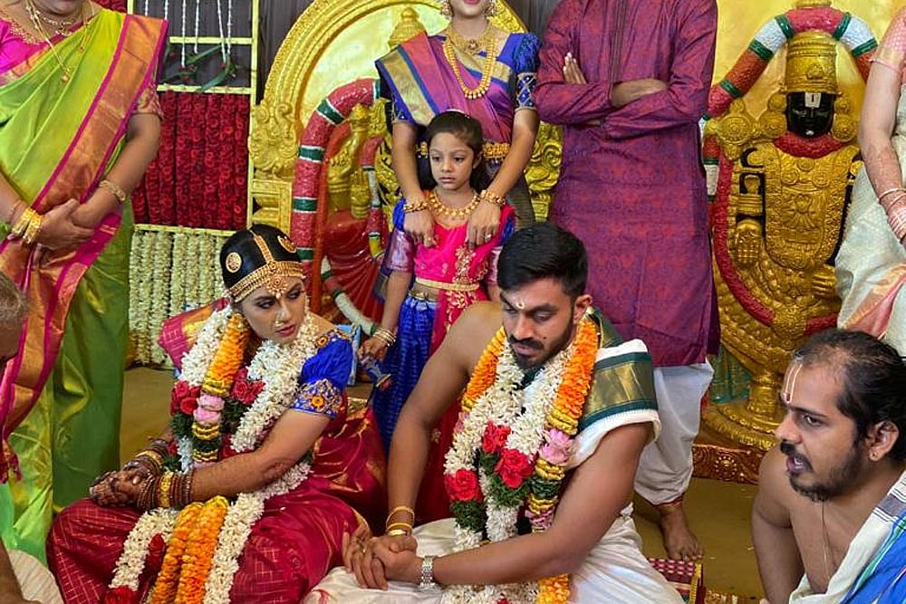 India All-rounder Vijay Shankar Marries Fiancee Vaishali Visweswaran