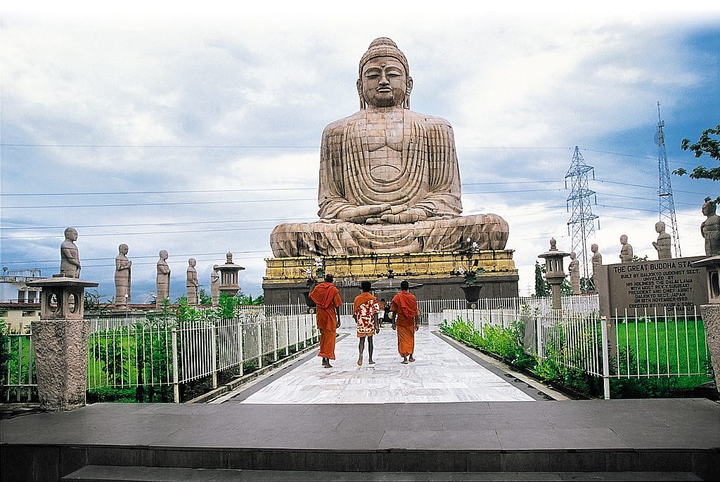Clay Modeller In Bengal Making 100 Feet Tall Statue Of Lord Buddha