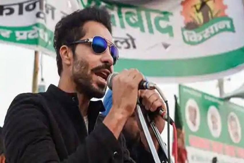 Deep Sidhu, Lakha Sidhana Named In FIR; Actor Says 'Farmers Came On Their Own'