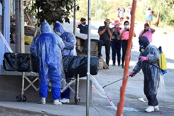 Southern California Funeral Homes To Run Out Of Space As Covid Cases Surge - null