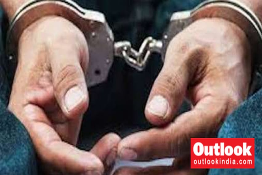 2 Held In Nagpur For Abusing, Threatening Teen Girl In Front Of Cop