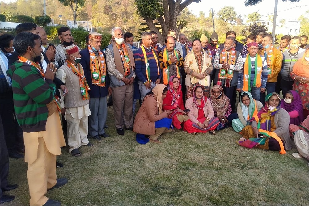 Villagers In Himachal Ditch Elections, Choose Pradhans Through Consensus