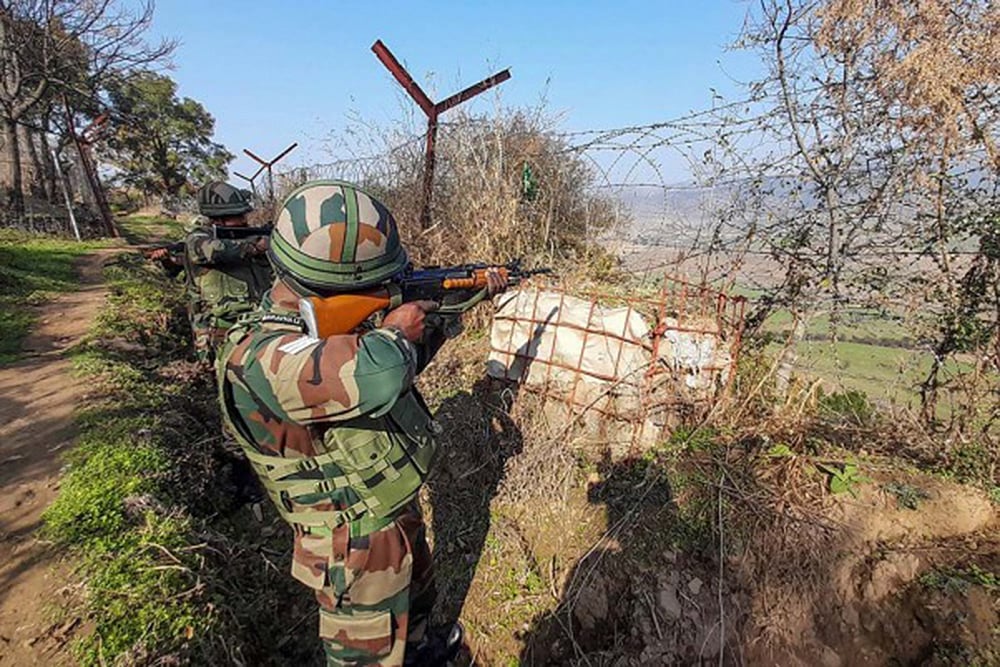 Indian Army jawan stands guard at the border