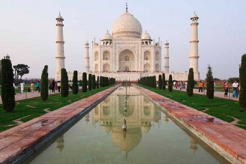 4 Held For Waving Saffron Flag At Taj Mahal, CISF To Review Security Measures