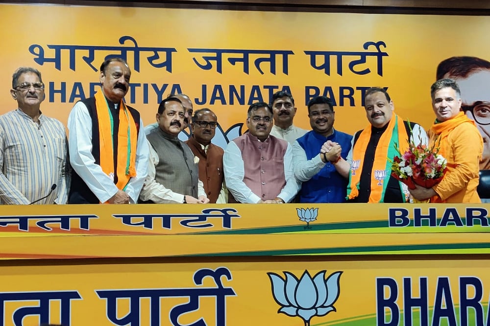 Omar Abdullah Aide And Jammu Leader Davinder Singh Rana Leaves National Conference To Join BJP