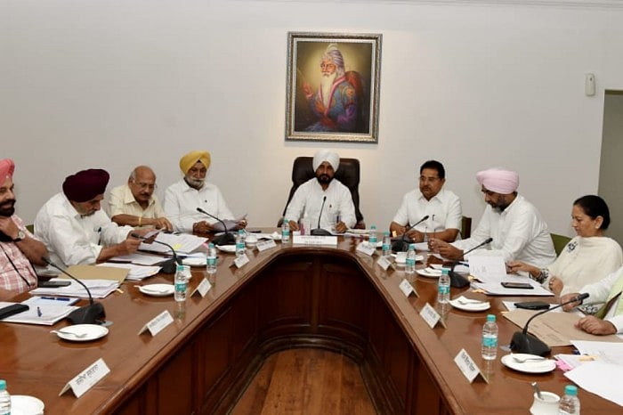 Punjab Pre-Poll Bonanza: Water Charges Slashed For Rural And Urban Residents