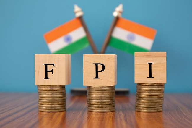 Foreign Portfolio Investors (FPIs) Pull Out Rs 3,825 Crore In October So Far. Check What Analysts Are Saying