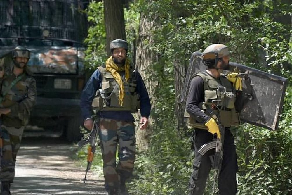 Civilian Killed In ‘Cross-Firing’ In Kashmir's Shopian: J&K Police