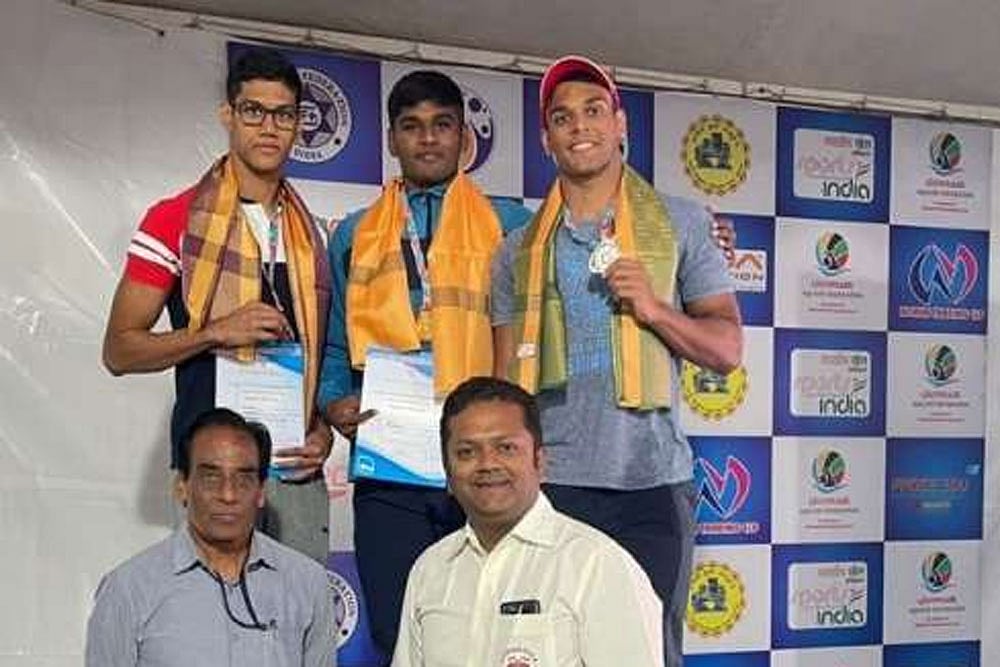 Sambhavv Becomes Fastest Indian Swimmer; Kushagra Rawat Creates More National Records