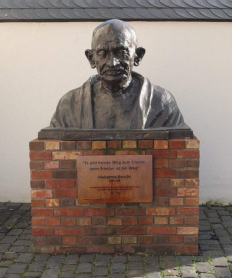 US City To Install Mahatma Gandhi's Bronze Bust Statue