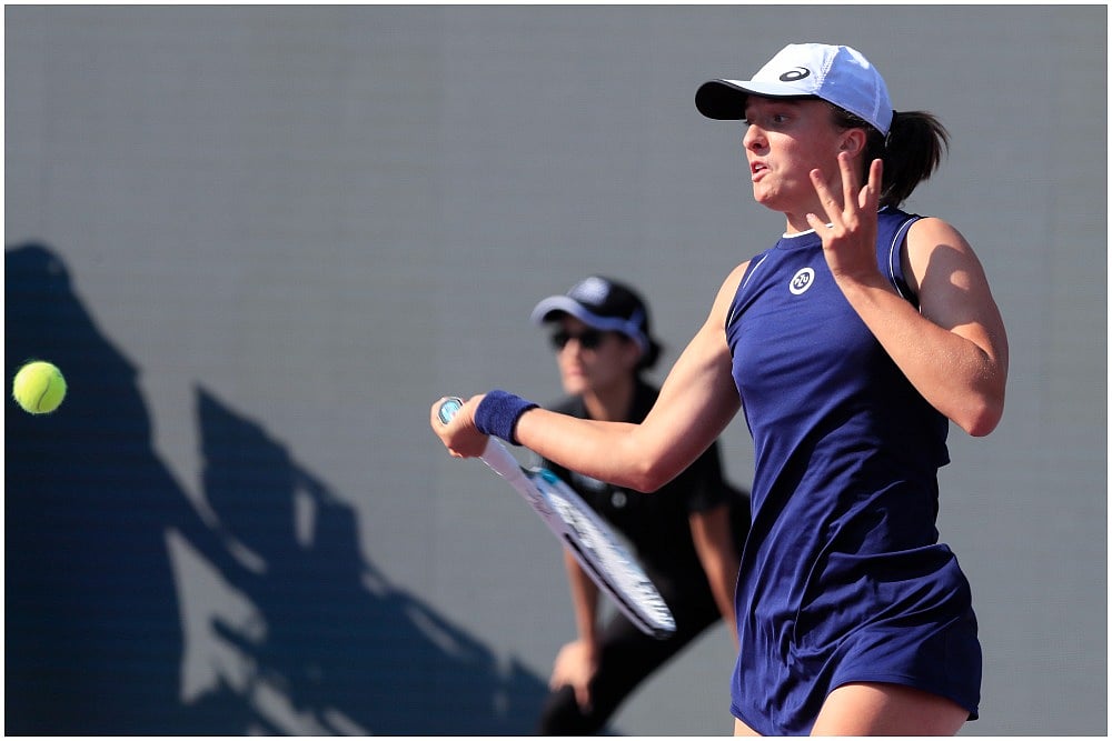 WTA Finals: Iga Swiatek Spoils Paula Badosa's Birthday