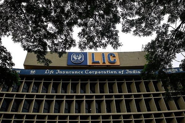 LIC IPO Expected In Q4: DIPAM Secretary